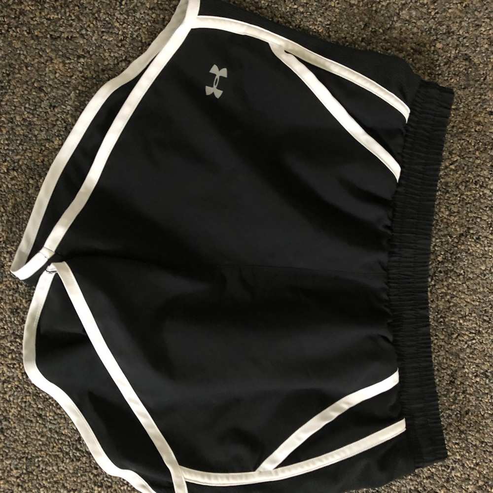 Athletic shorts